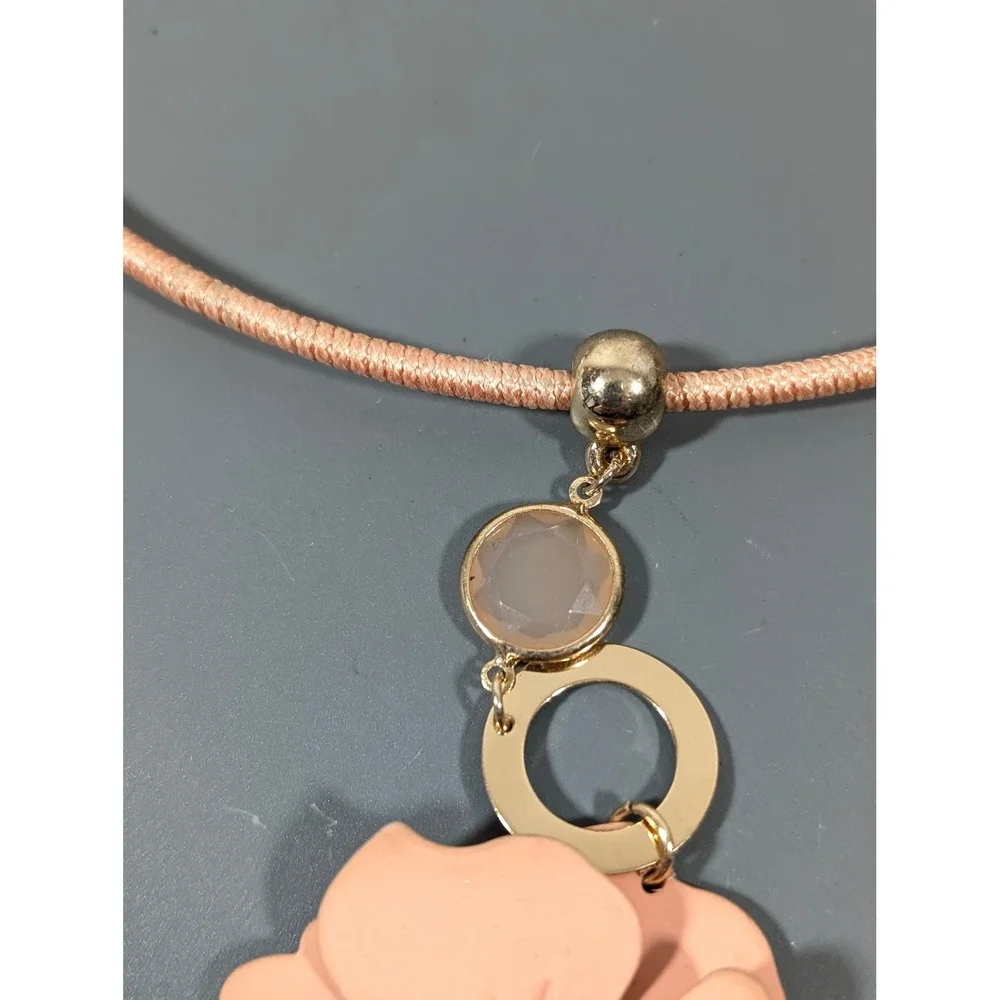 Cato Peach Flower Pendant Necklace 20